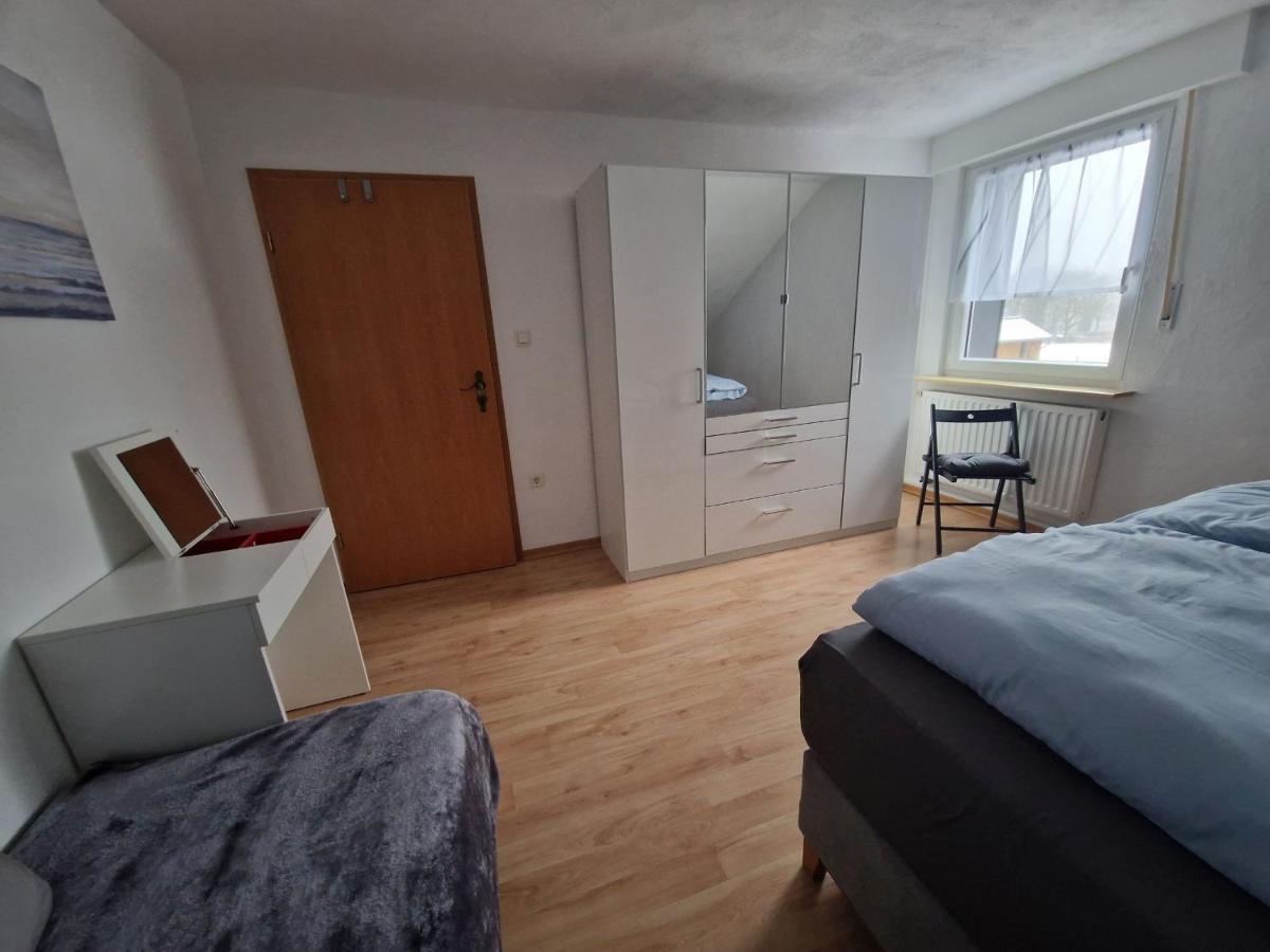 Ferienwohnung Arnsberger Wald 모네시 외부 사진